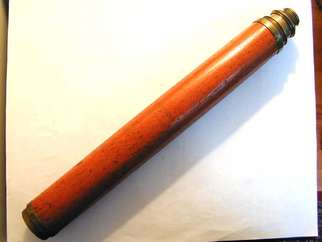 650x488 A Late Century Single Draw Telescope
