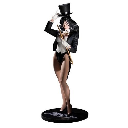 500x500 Cover Girls Of The Dcu Zatanna Statue Adam Hughes Statue Price Guide