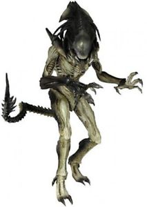 213x300 Alien Vs Predator Requiem Movie Masterpiece Predalien Collectible