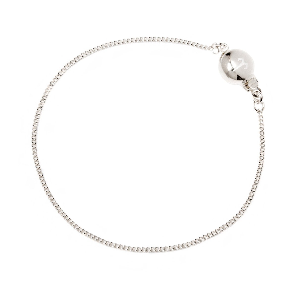 1200x1200 Ternary London Deep Illusion Silver Chain Bracelet Pad Lifestyle