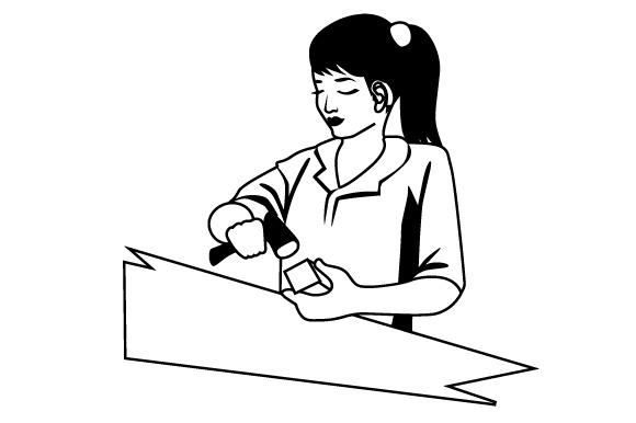 580x386 Womn With Hearing Aids Working As A Cashier