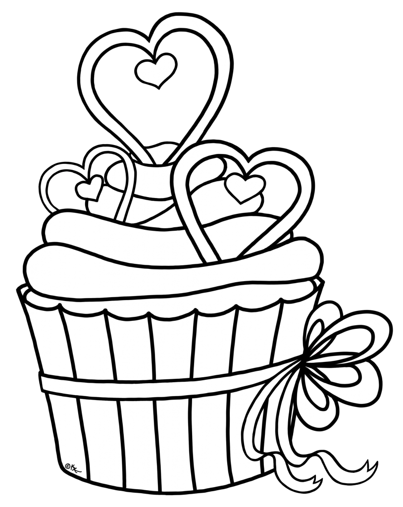 814x1024 Cupcake Outline