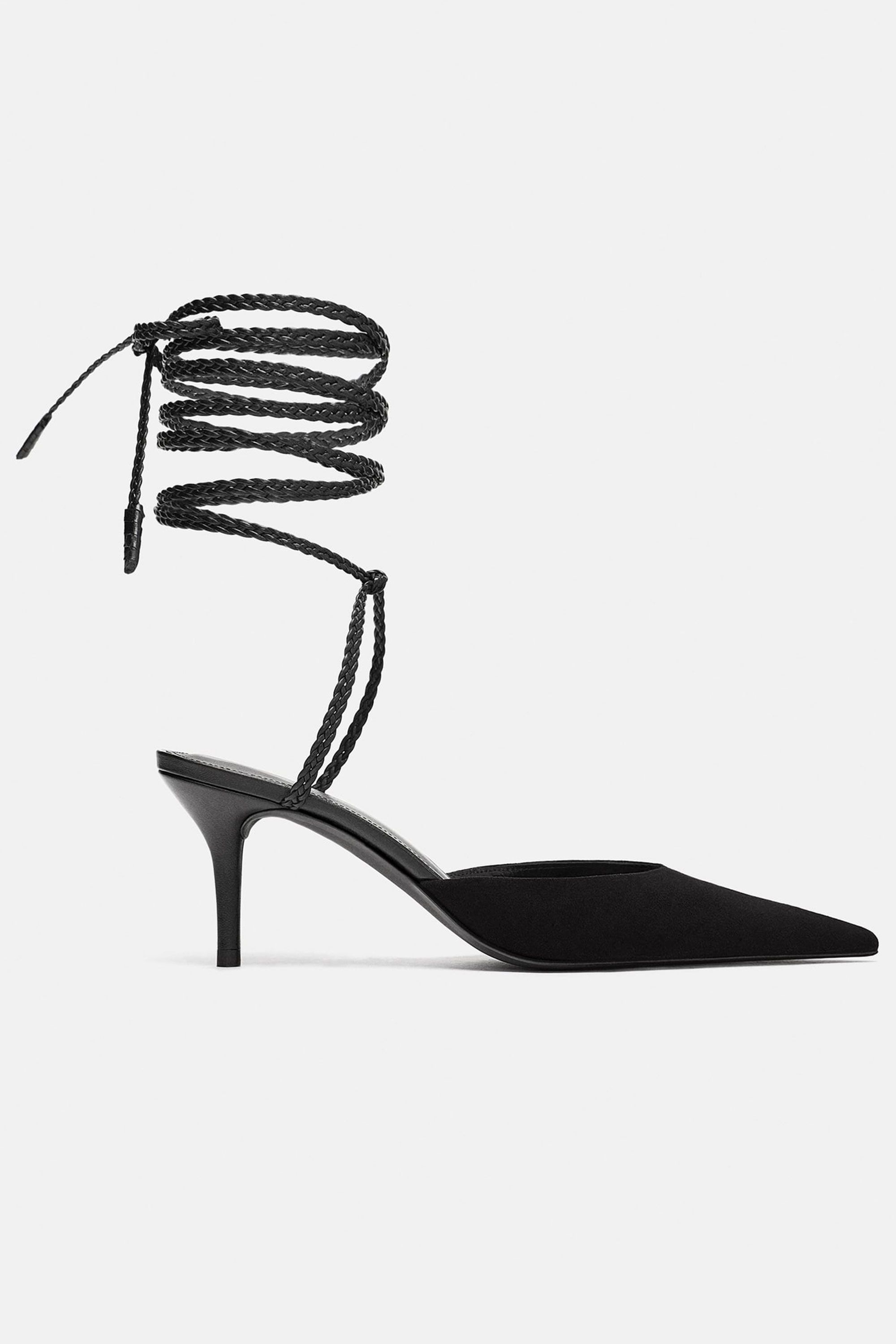 2000x3000 The Best Christmas Party Shoes For Christmas Party Shoe Trends