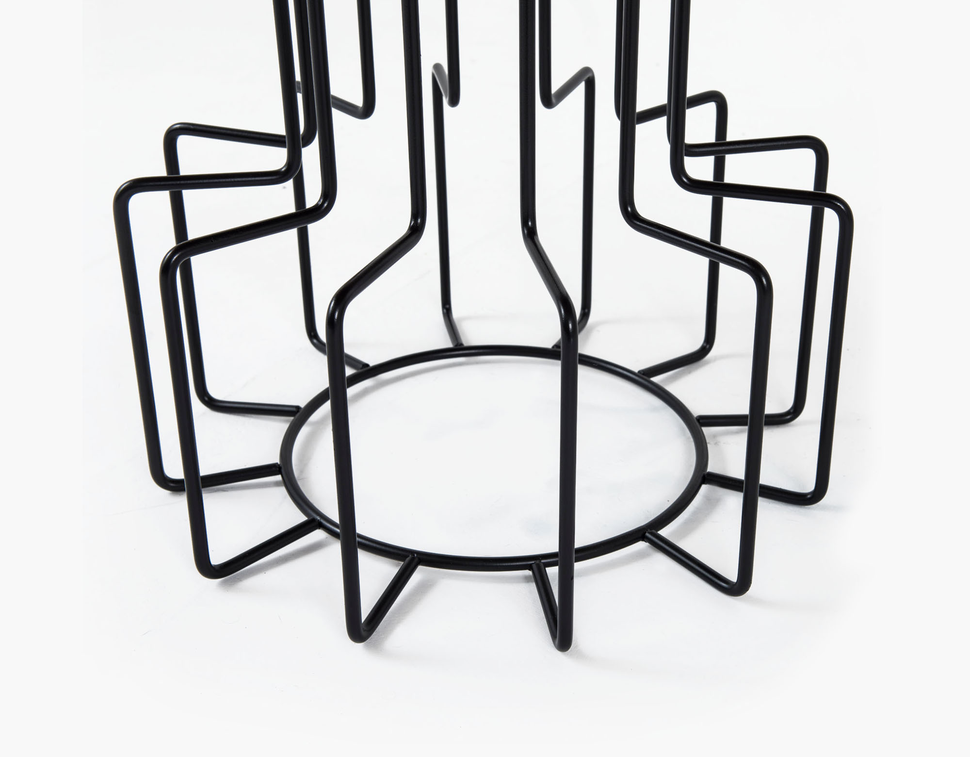 2000x1560 Dart Dining Table