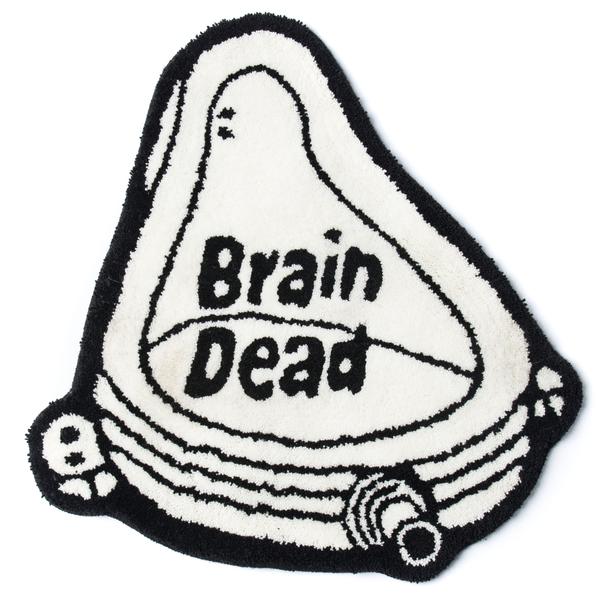 600x595 Urinal Rug Brain Dead