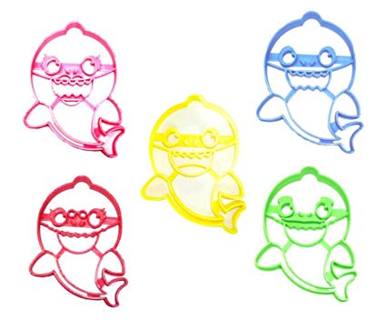425x363 Baby Shark Family Daddy Mommy Grandpa Grandma Children