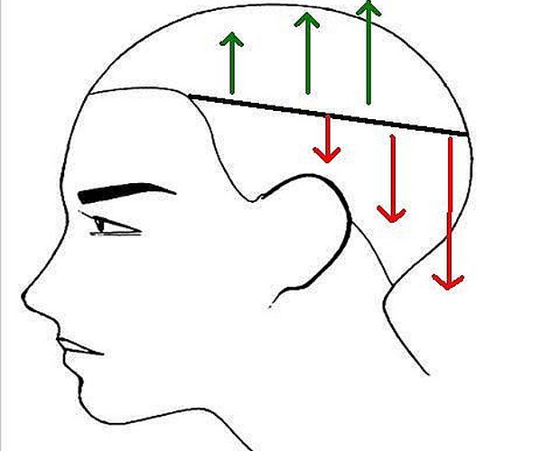 620x500 how to highlight hair with a comb leaftv