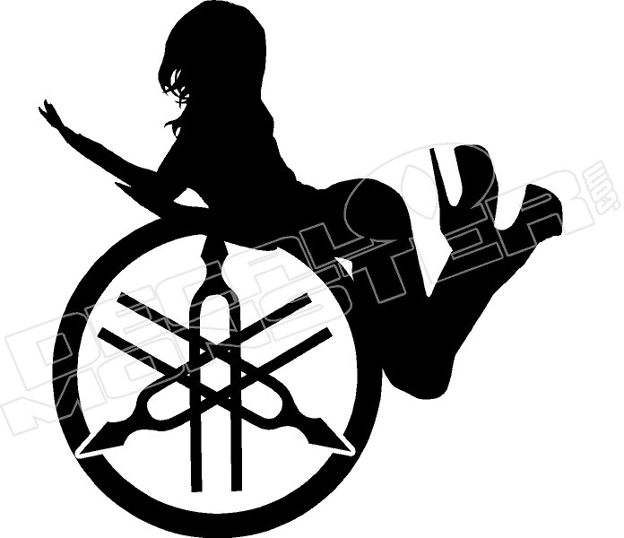 696x600 Yamaha Hot Girl