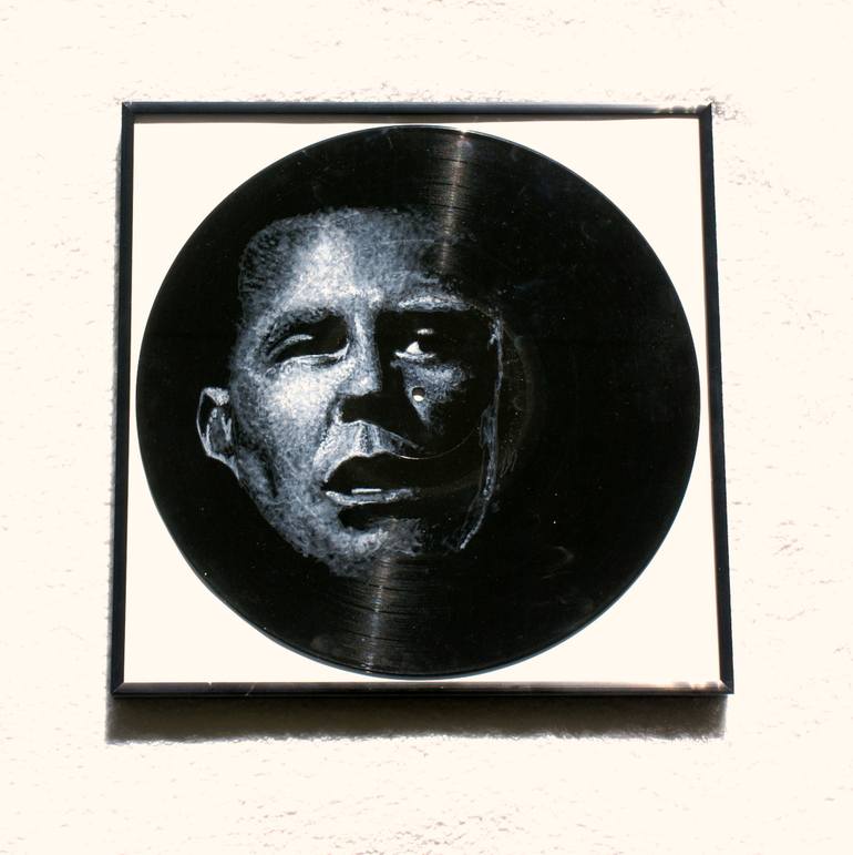 770x771 James Hetfield