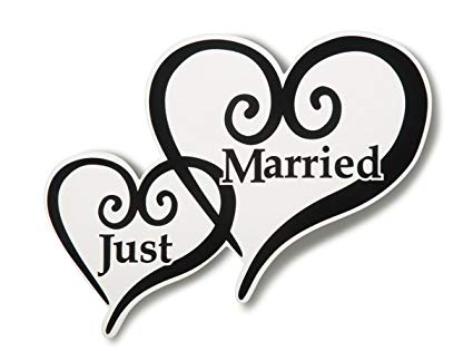 425x315 Just Married Heart Car Magnet Home Kitchen