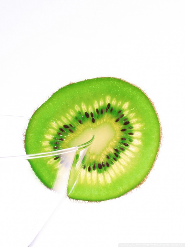 600x800 Kiwi Fruit Slice Hd Desktop Wallpaper For Ultra Hd Tv
