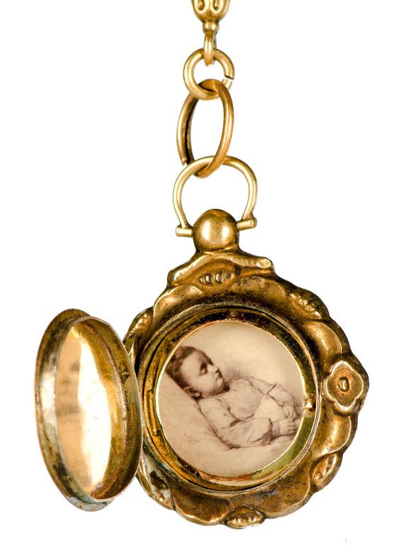 570x789 pre civil war locket with post mortem drawing of infant