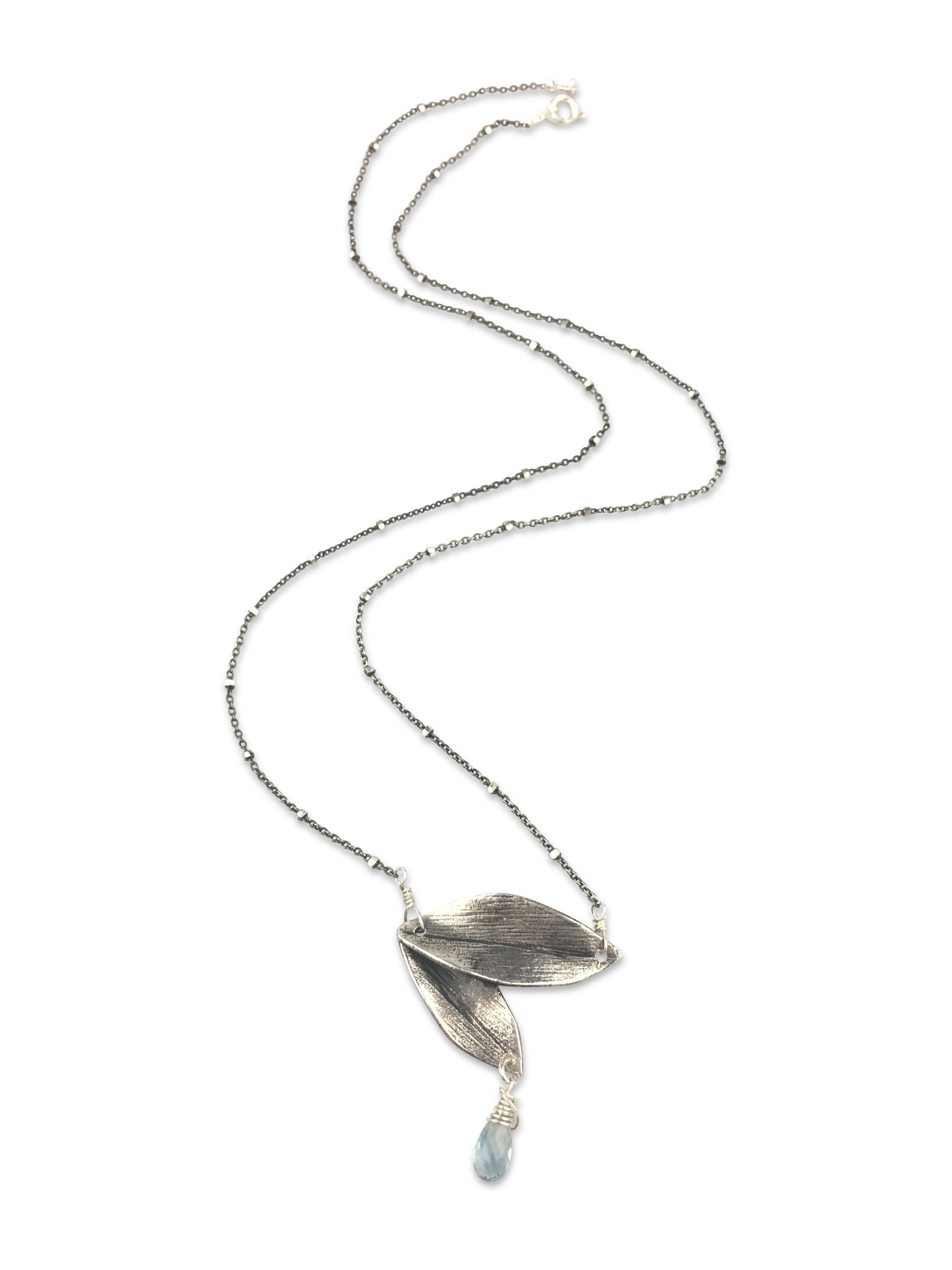 3024x4032 mist necklace
