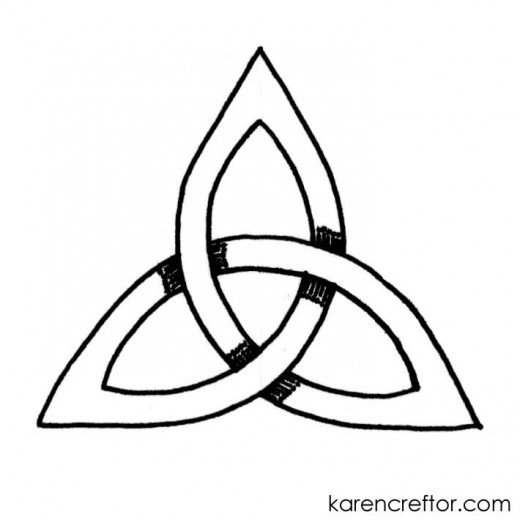 520x520 how to draw a triquetra with steps and a compass feltmagnet