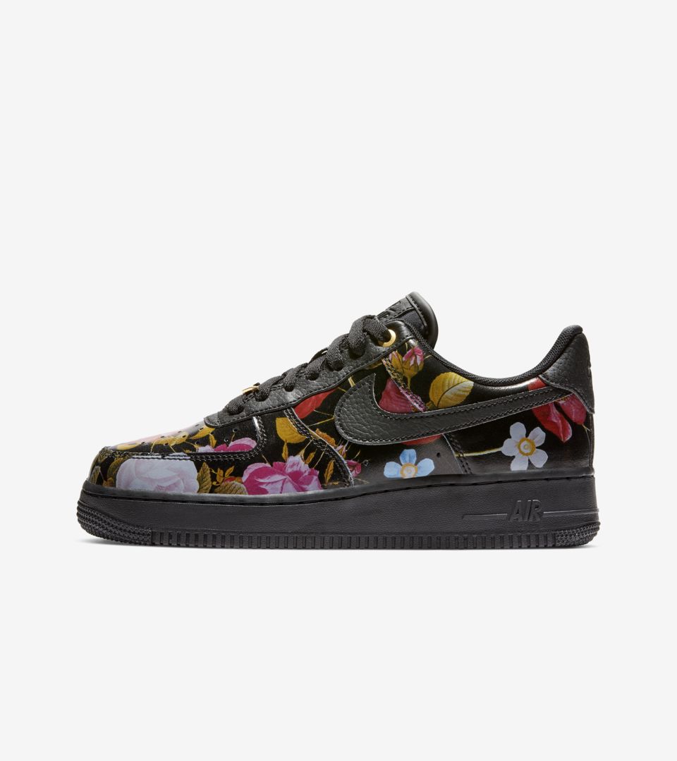 960x1080 women's air force 'floral black' snkrs
