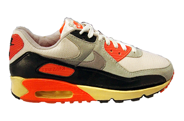 371x244 Sneakers Sort