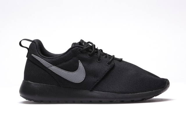 640x426 High Grade Nike Roshe Run Grey And Black Fx