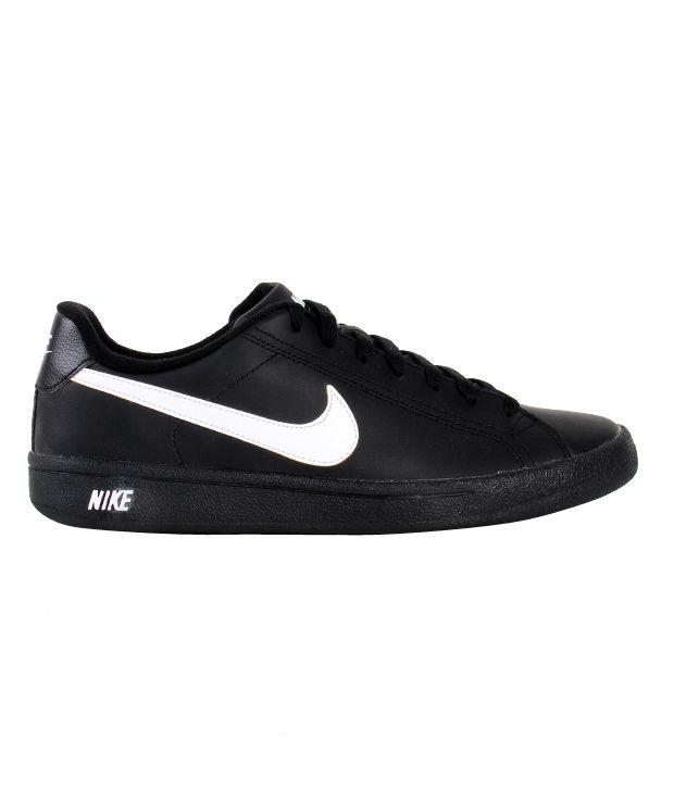 620x726 Nike Main Draw Sports Shoes