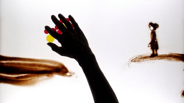 600x337 Live Sand Art Performance For Corporate Event, Artist Sand Drawing