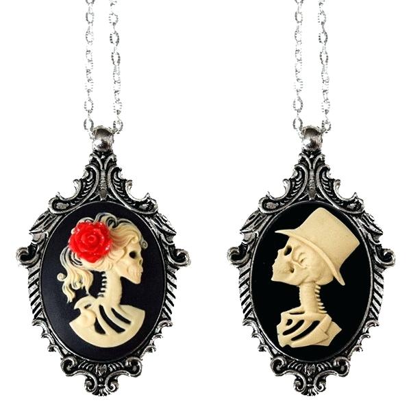 600x600 Bride And Groom Skeleton Necklaces Skull Cameo Wedding Set Meaning