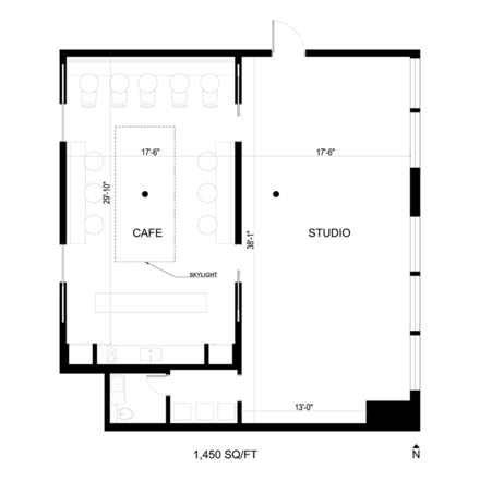 440x440 Eastern Facing Studio With Abundant Light And Skylight Cafe