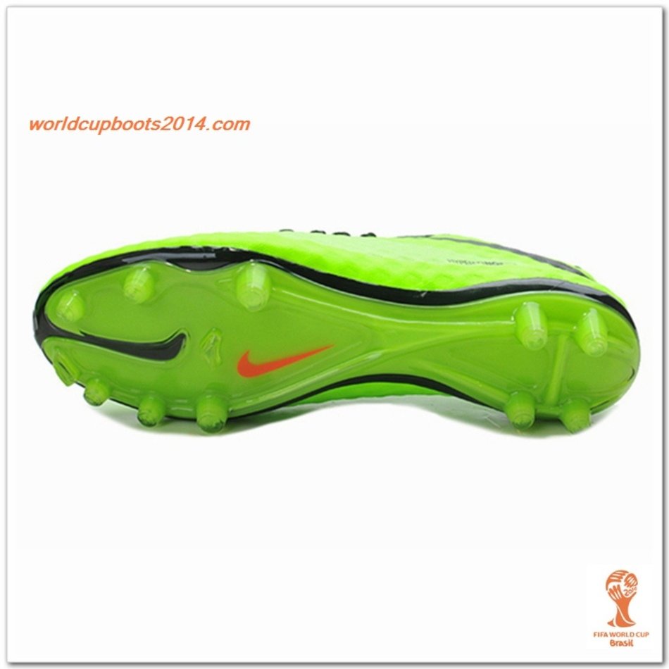 950x950 Nike Soccer Cleats Drawings Free Image