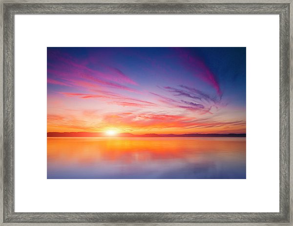 600x462 Sunset Over Water