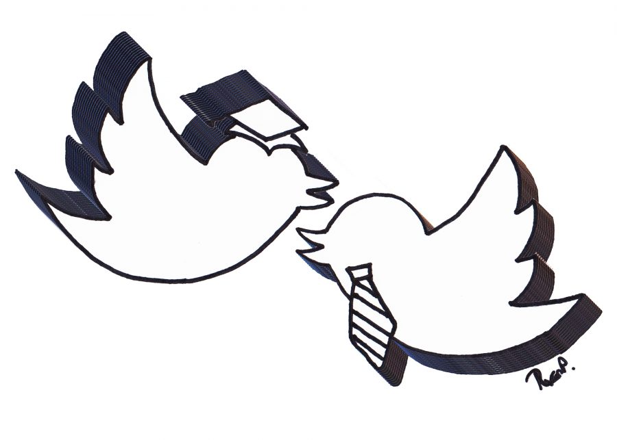 900x643 Teachers Interact With Students Via Social Media Dgn Omega