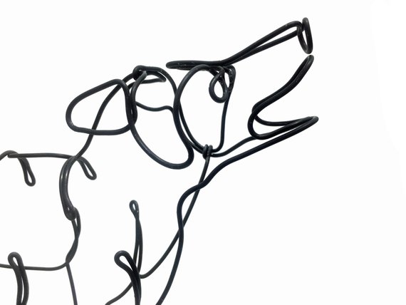 570x428 howling wolf wire sculpture, wolf folk art, timber wolf sculpture