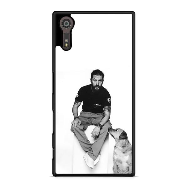 600x600 Tom Hardy With Dog Woody Sony Xperia Xz Case Skicase