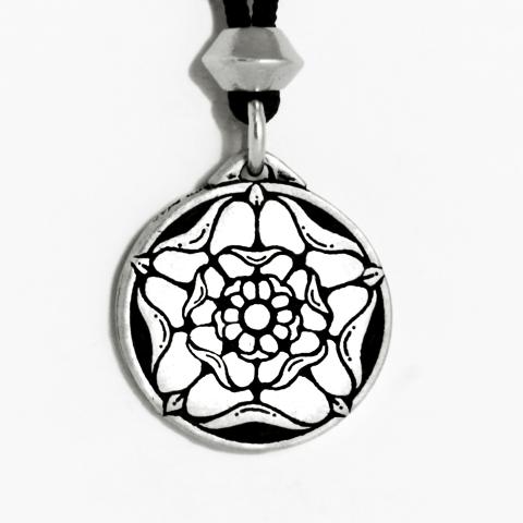 480x480 Tudor Rose Puzzle Rings