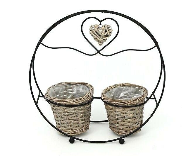 660x532 Round Willow Twin Plant Stand