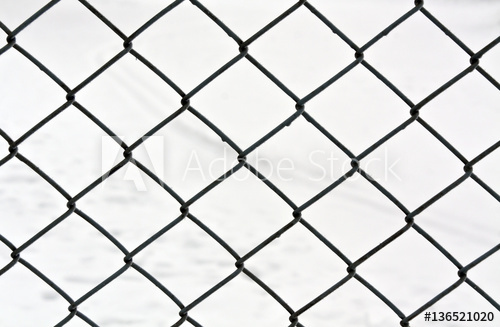 500x327 Mesh Wire Fence And Snow