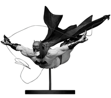 220x194 Batman Black And White Black Mirror Statue