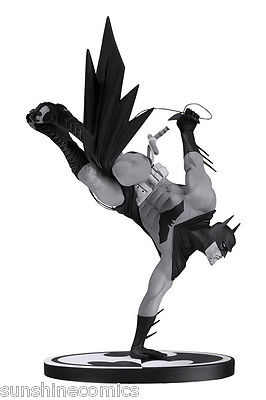 266x400 Batman Black Amp White Collection Collection On Ebay!