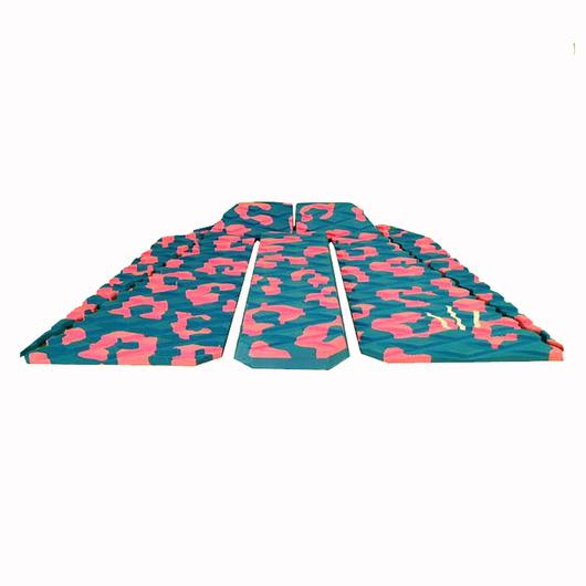 530x530 Kalani Robb Blue Cheetah Tail Pad Let's Party
