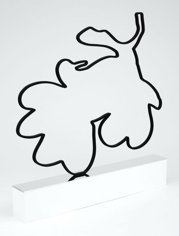 618x816 Hand Drawn Lavender Branch And Flowers Outline Seamless Pattern