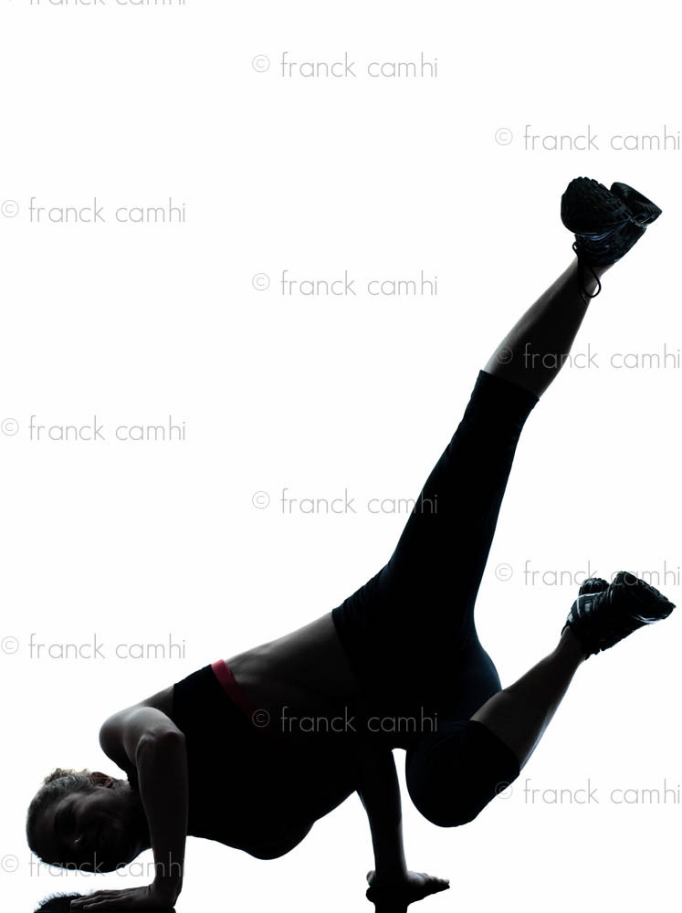 747x1000 The World's Best Photos Of Handstand And Silhouette