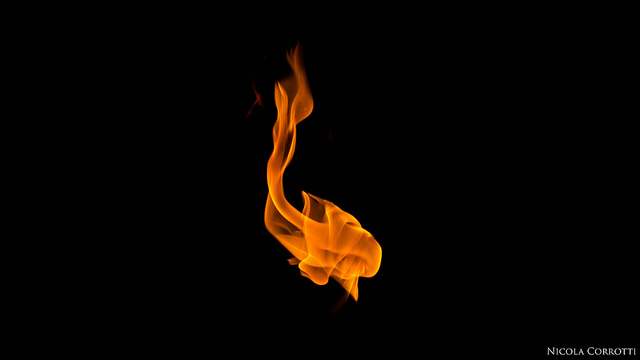 640x360 Flame Photos