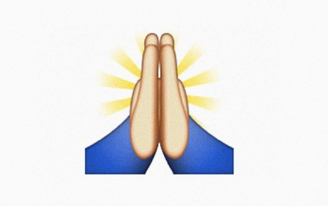 648x407 Psa This Emoji Stands For Praying Hands, Not A High Five Bgr