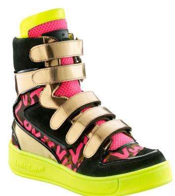 354x397 Sneakers Clipart