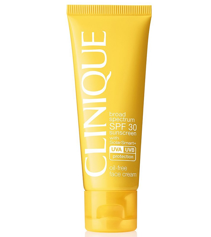 712x800 The 7 Best Non Greasy, Non Shiny Sunscreens For Oily Skin