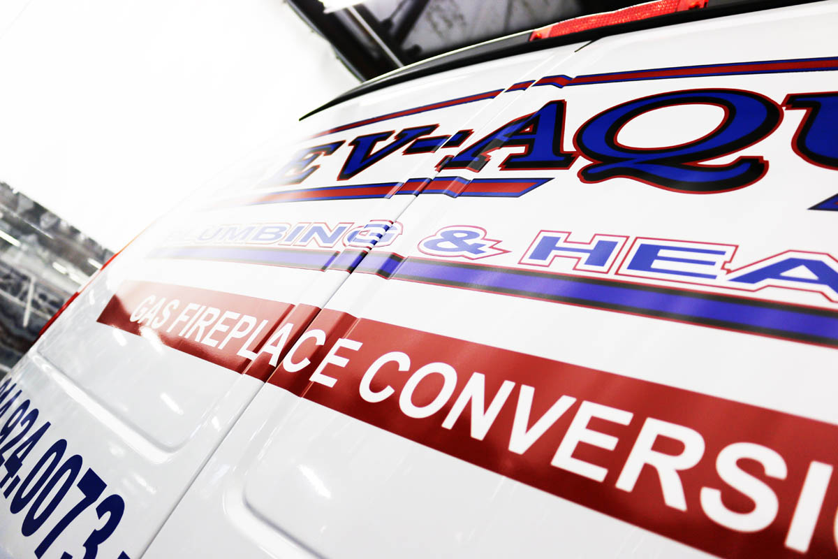 1200x800 Vehicle Graphics San Signs Amp Awnings