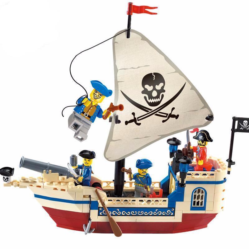 800x800 Minifigure Ships Tagged Pirates