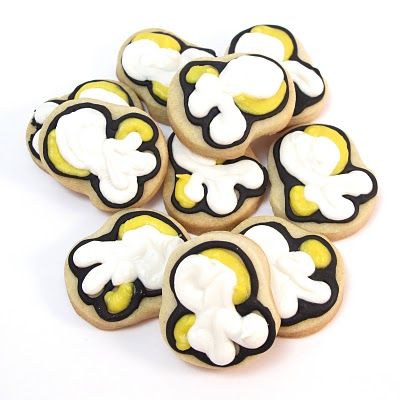 400x400 Drawn Popcorn Outline