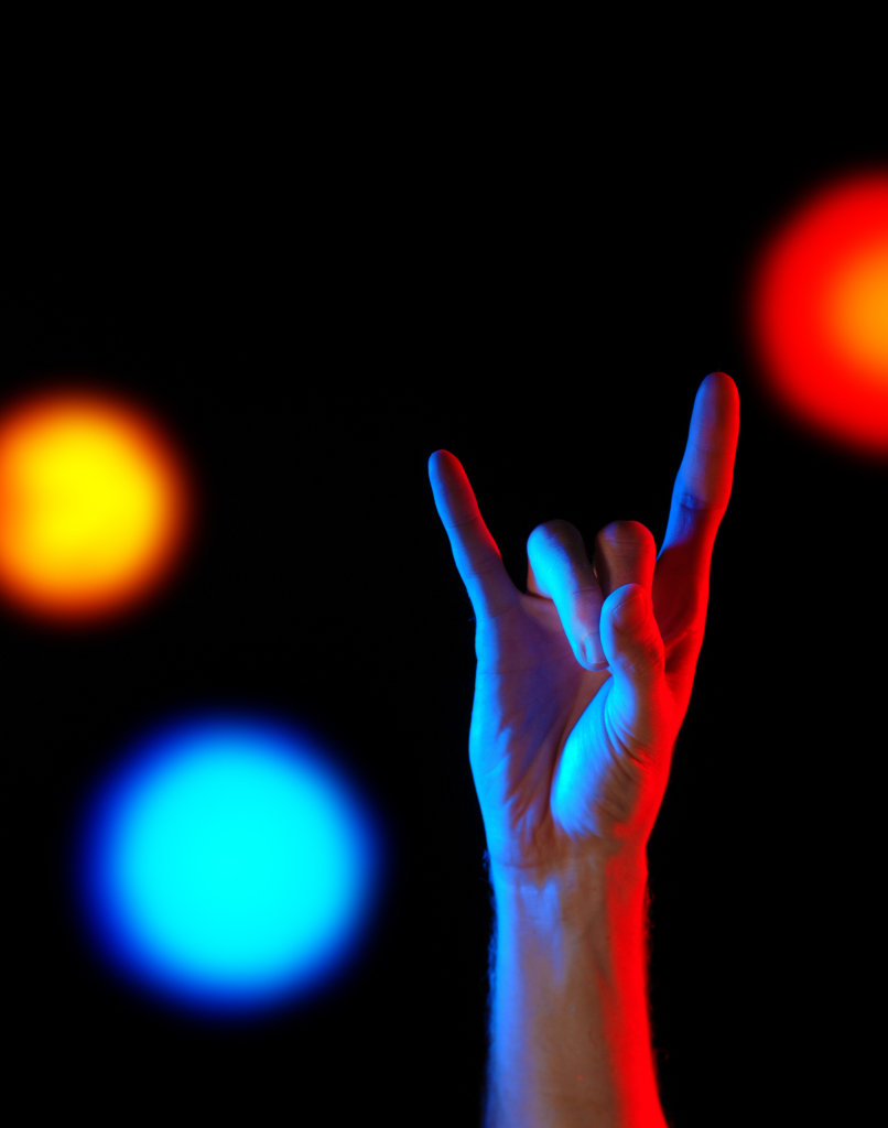 806x1024 Hand Horns The Story Behind The Popular Rock Concert Gesture