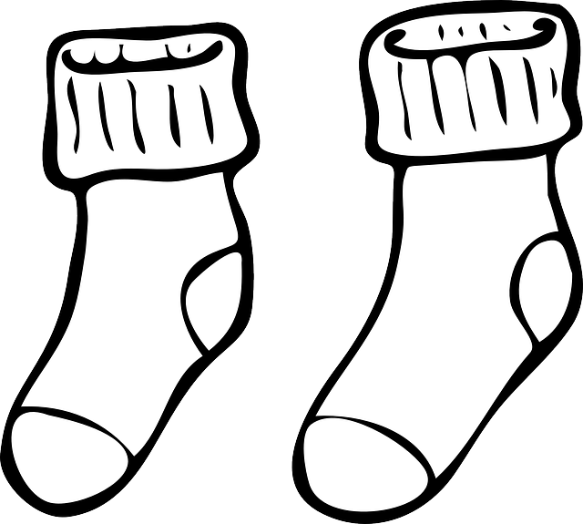640x575 Sock Clipart Outline