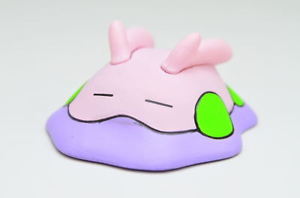 300x198 Pokemon Go Goomy Pocket Monster Good Night Friends Sleeping Pose