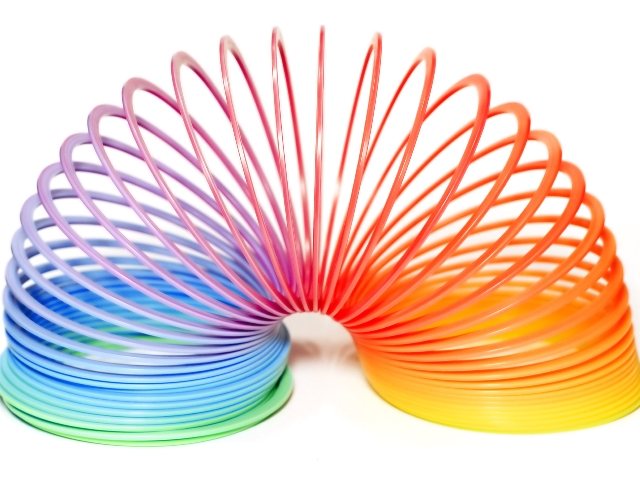 640x480 The Best Squirrel Proof Bird Feeder