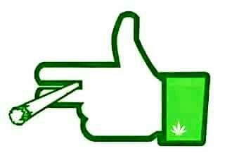 320x234 The Best Thumbs Up Smiley Ideas Smileys, Smiley